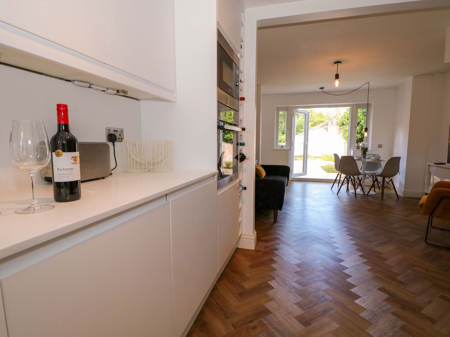 2A The Mews, Langstone