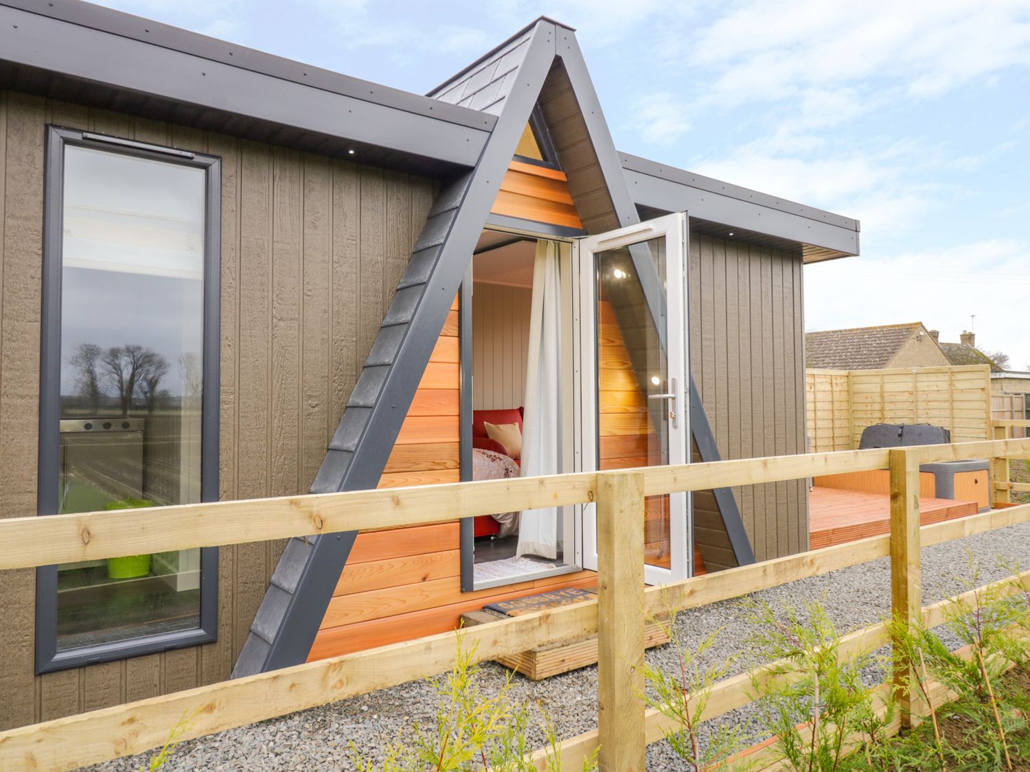 Alstroemeria, Worcestershire