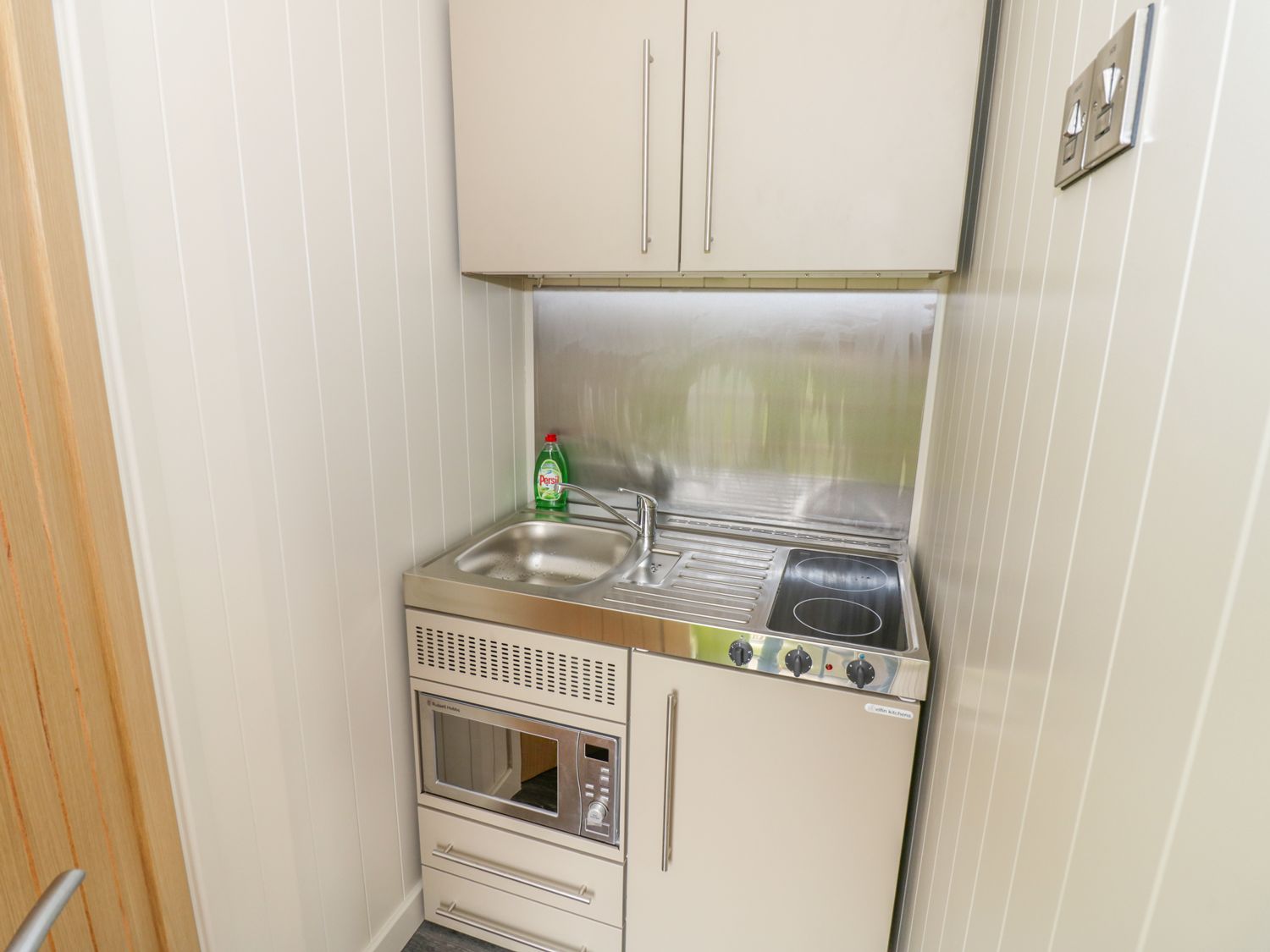 Alstroemeria, Worcestershire