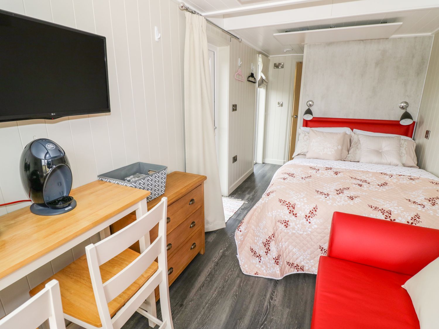 Alstroemeria, Worcestershire