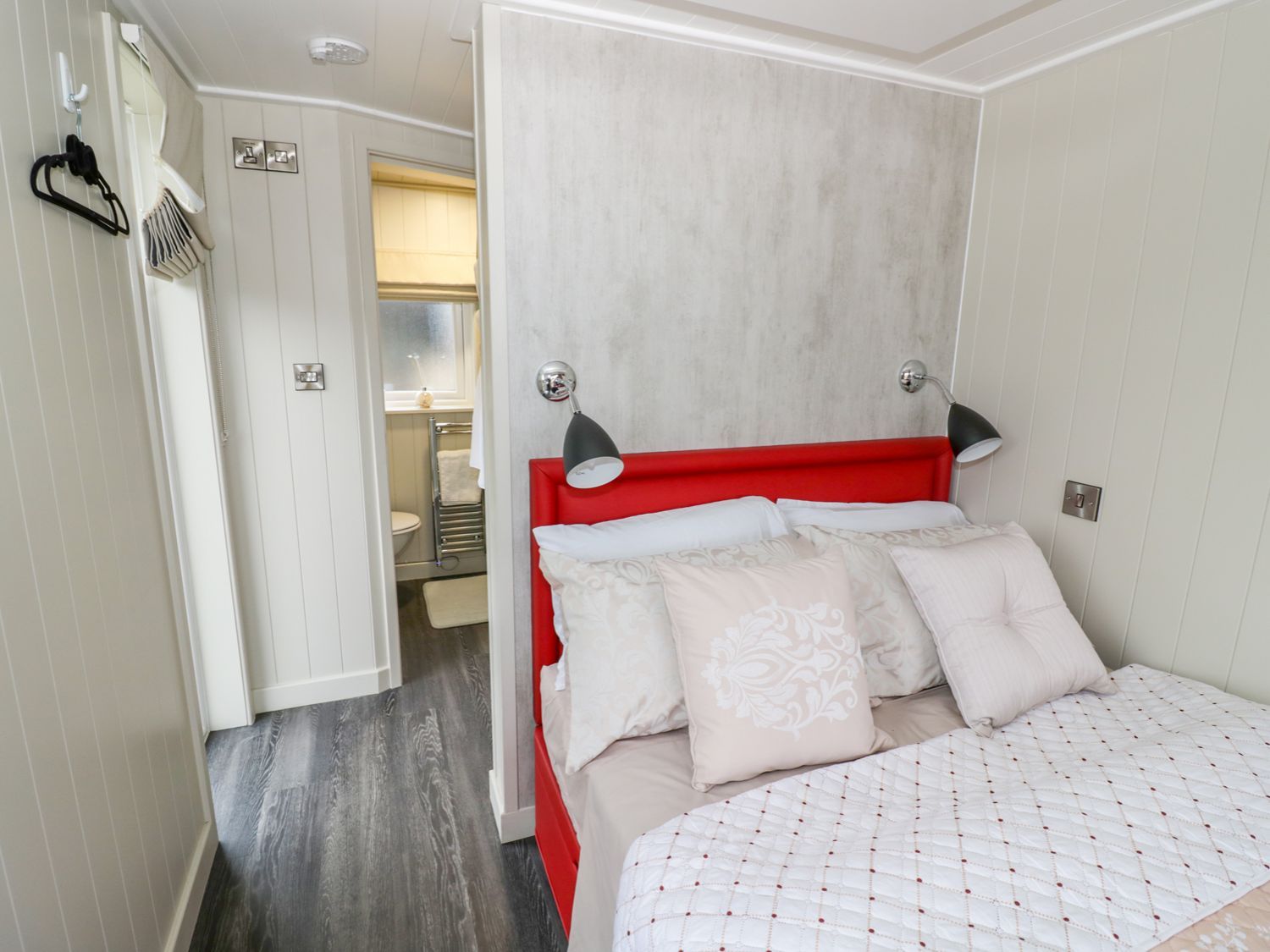 Alstroemeria, Worcestershire