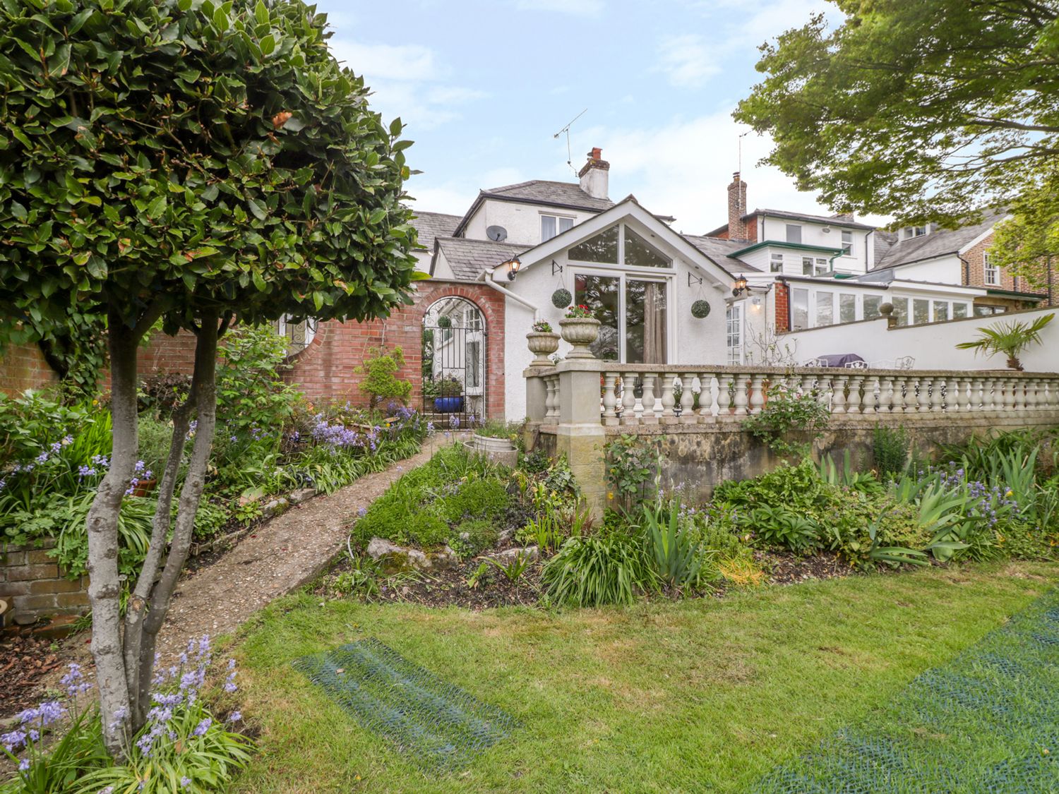 Riverside House, Fordingbridge Hampshire England Cottages For