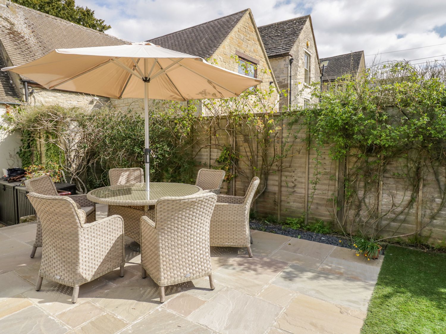 16 Friday Street, Cotswolds