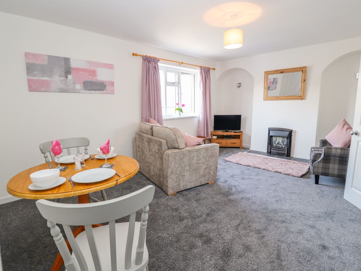 2 Maes Ffynnon, Denbighshire