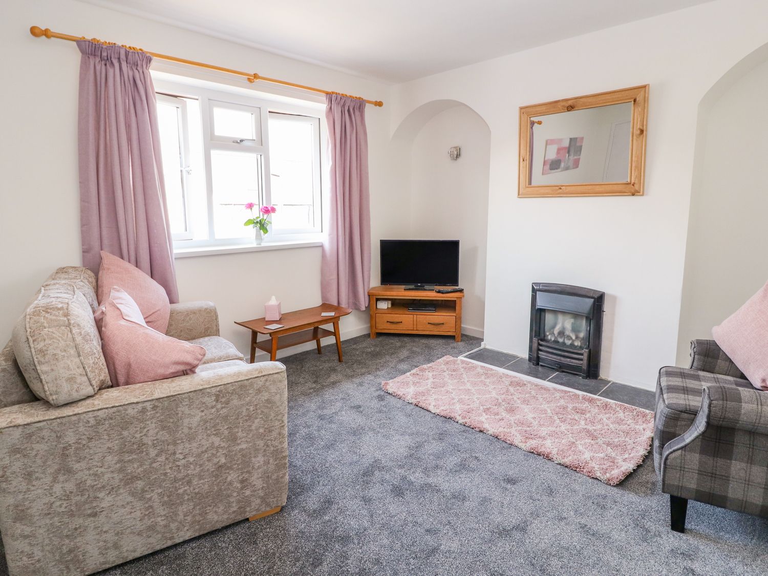 2 Maes Ffynnon, Denbighshire