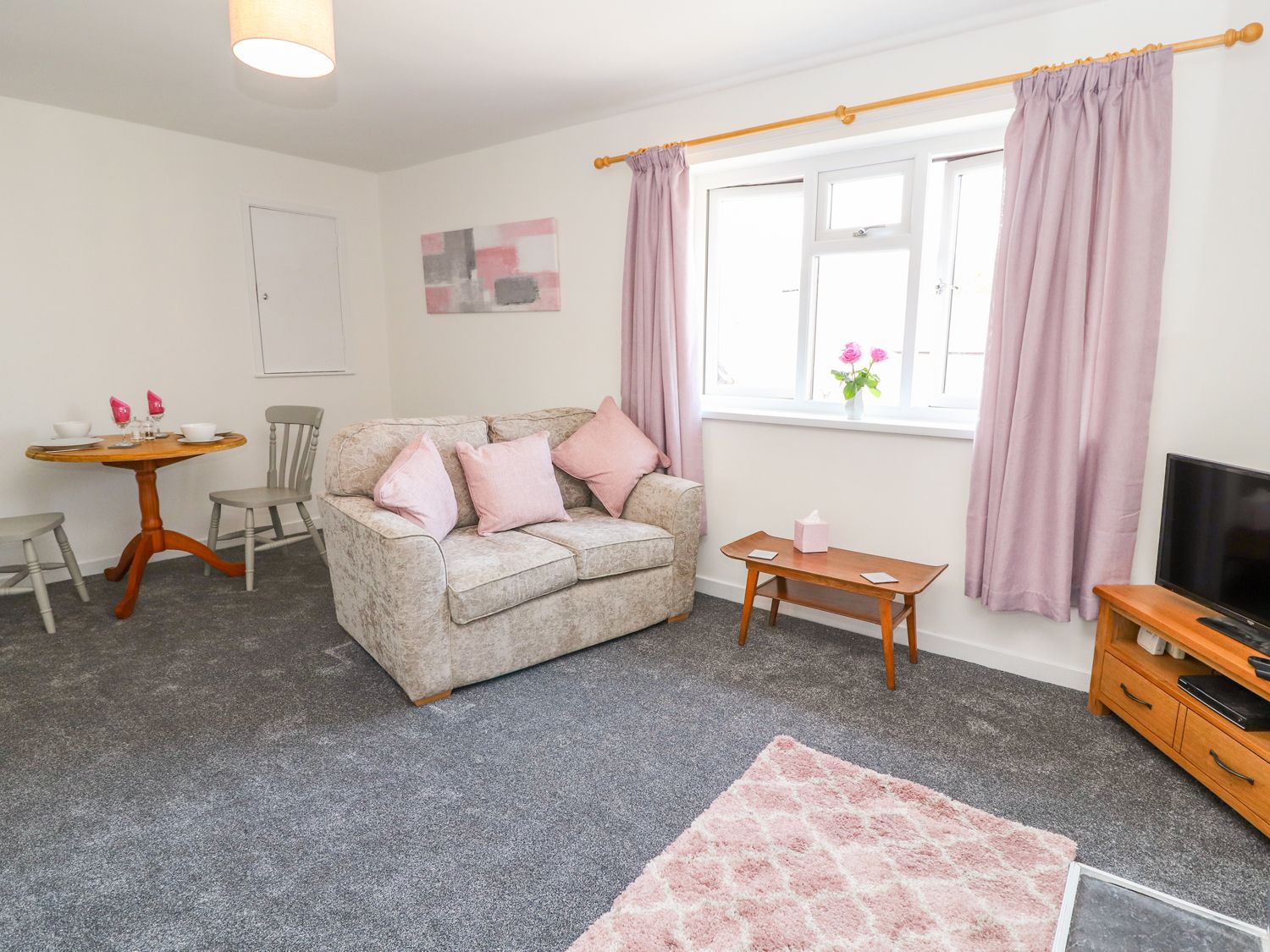 2 Maes Ffynnon, Denbighshire