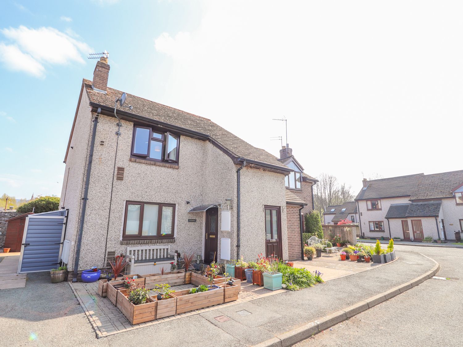 2 Maes Ffynnon, Denbighshire