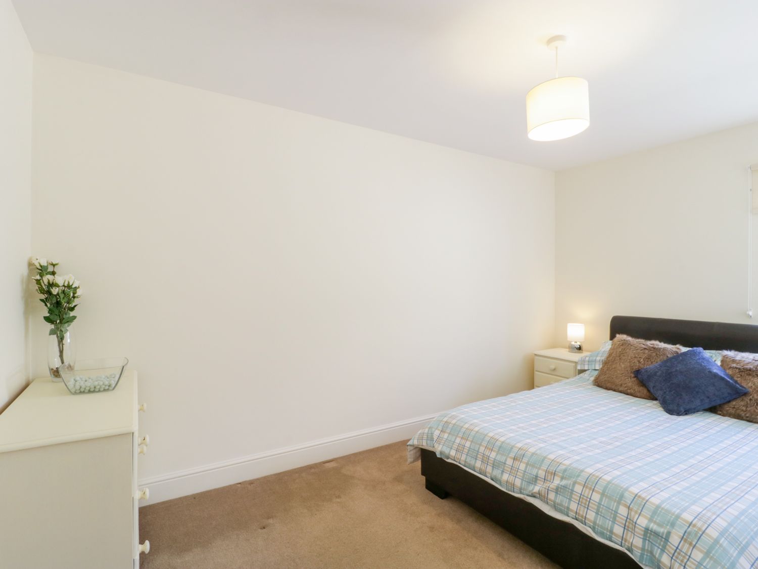Property photo 9 of 21