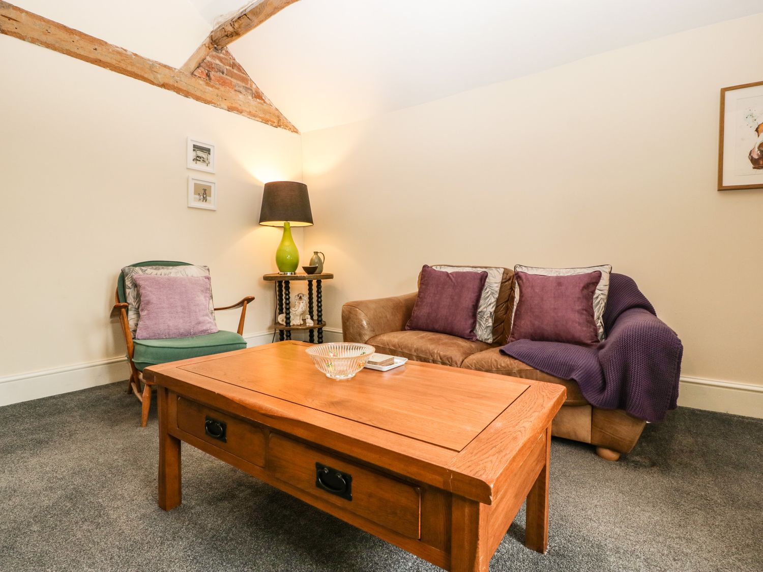 Swifts Nest, Cookley