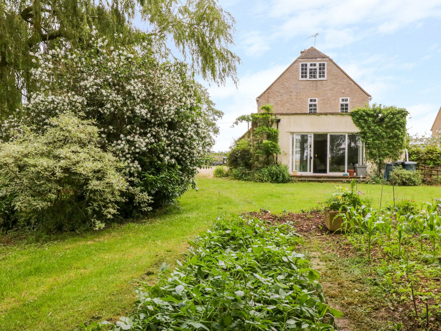 Tythe House, Bampton Oxfordshire England Cottages For Couples
