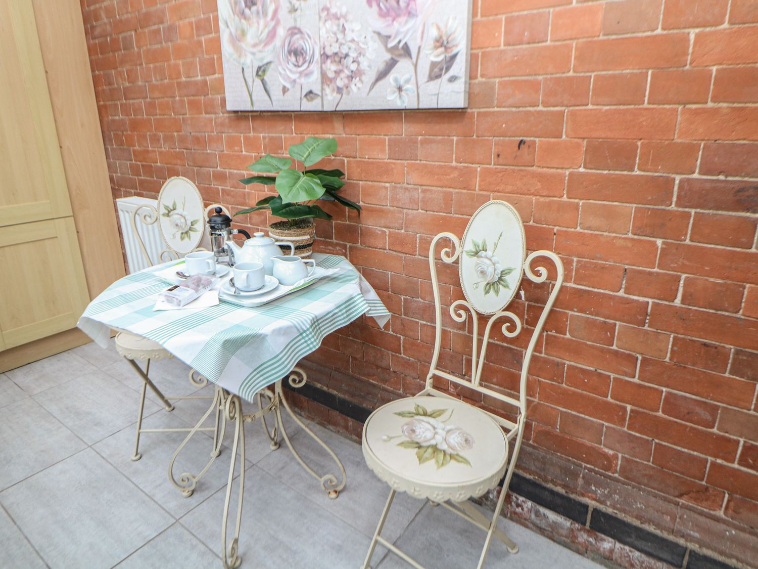 South Lodge, Derbyshire