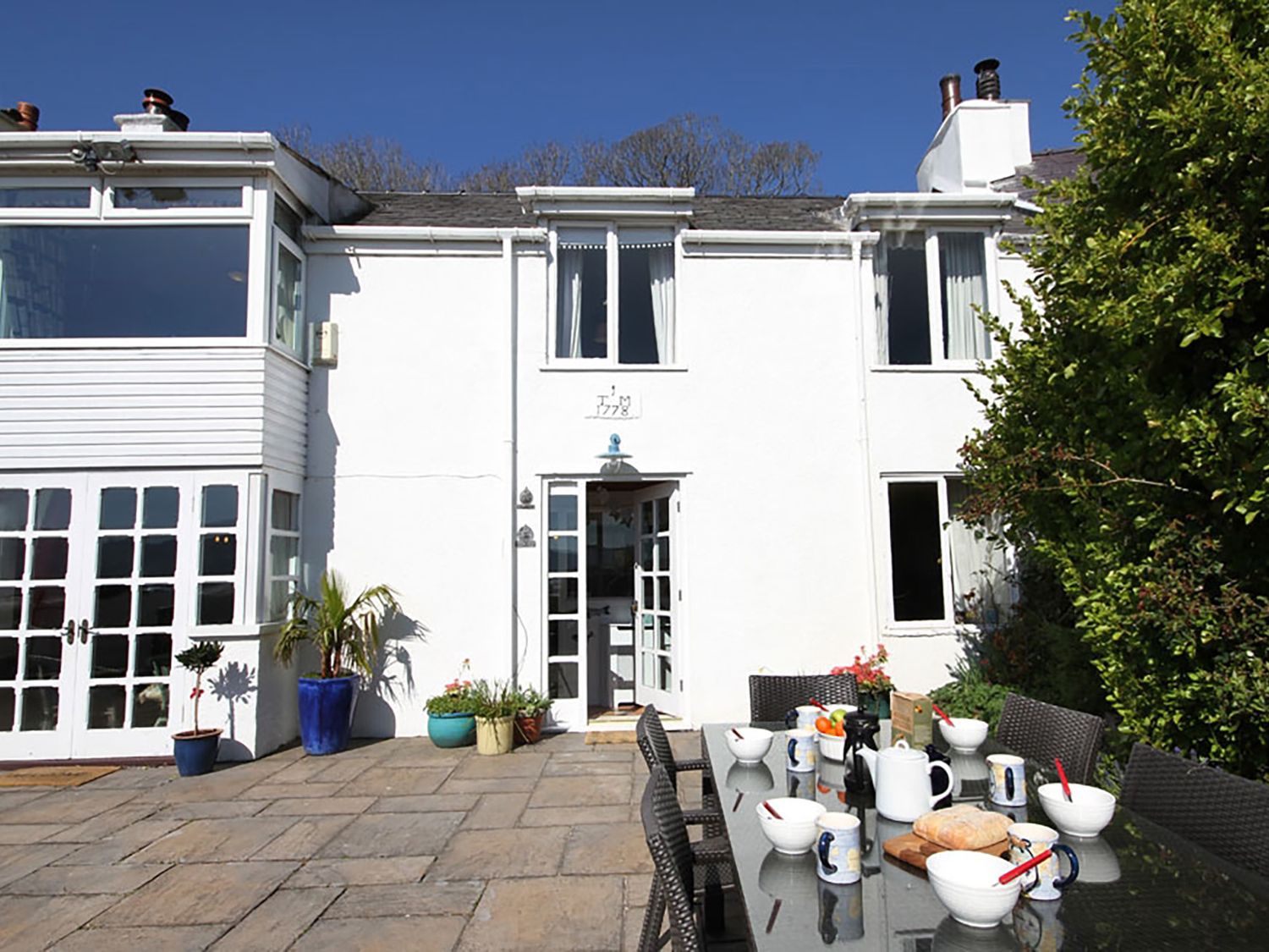 Can Y Gwynt, Red Wharf Bay Isle of Anglesey Wales Cottages For