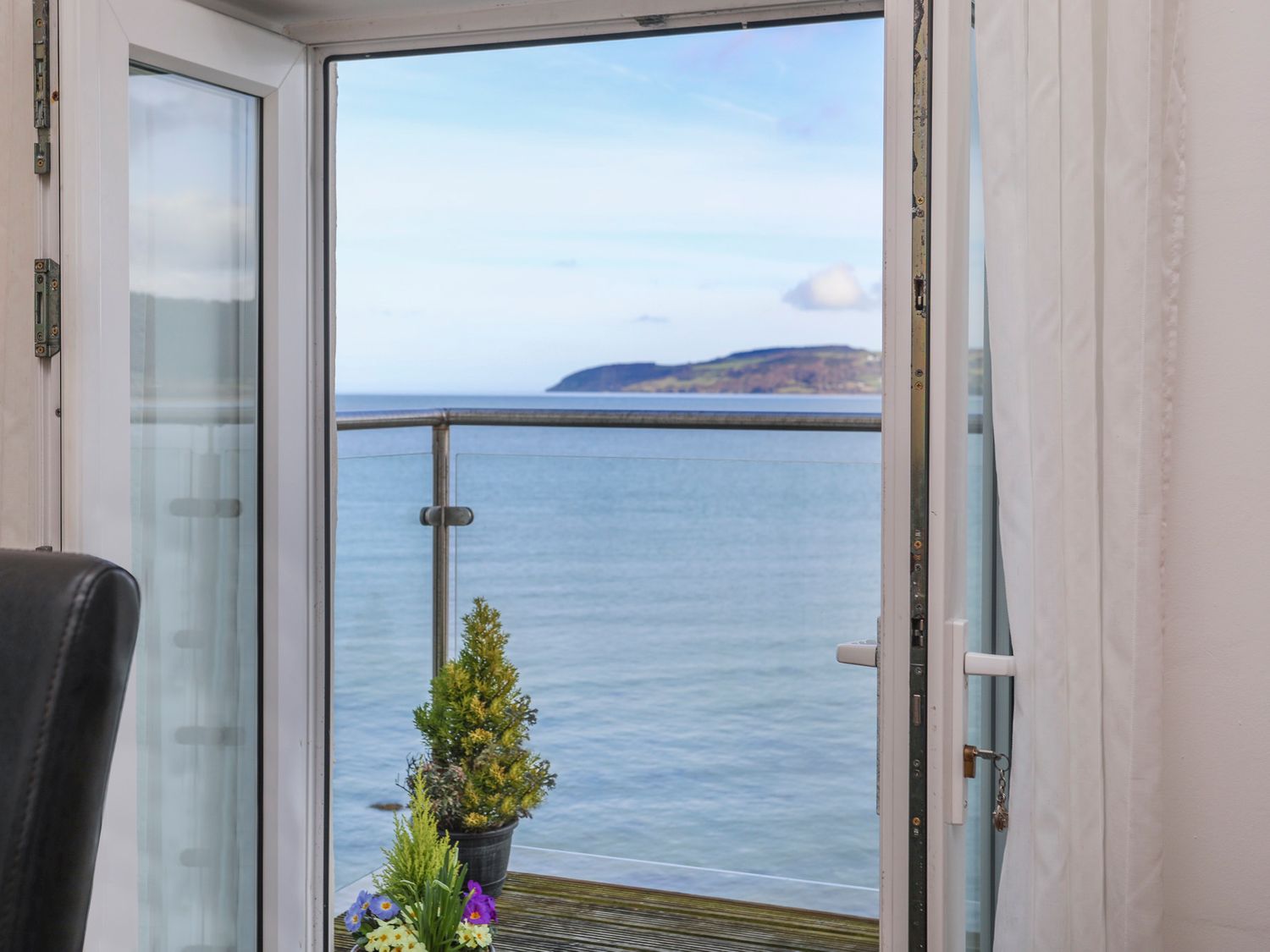 3 The Coach House Penthouse Apartment, Red Wharf Bay