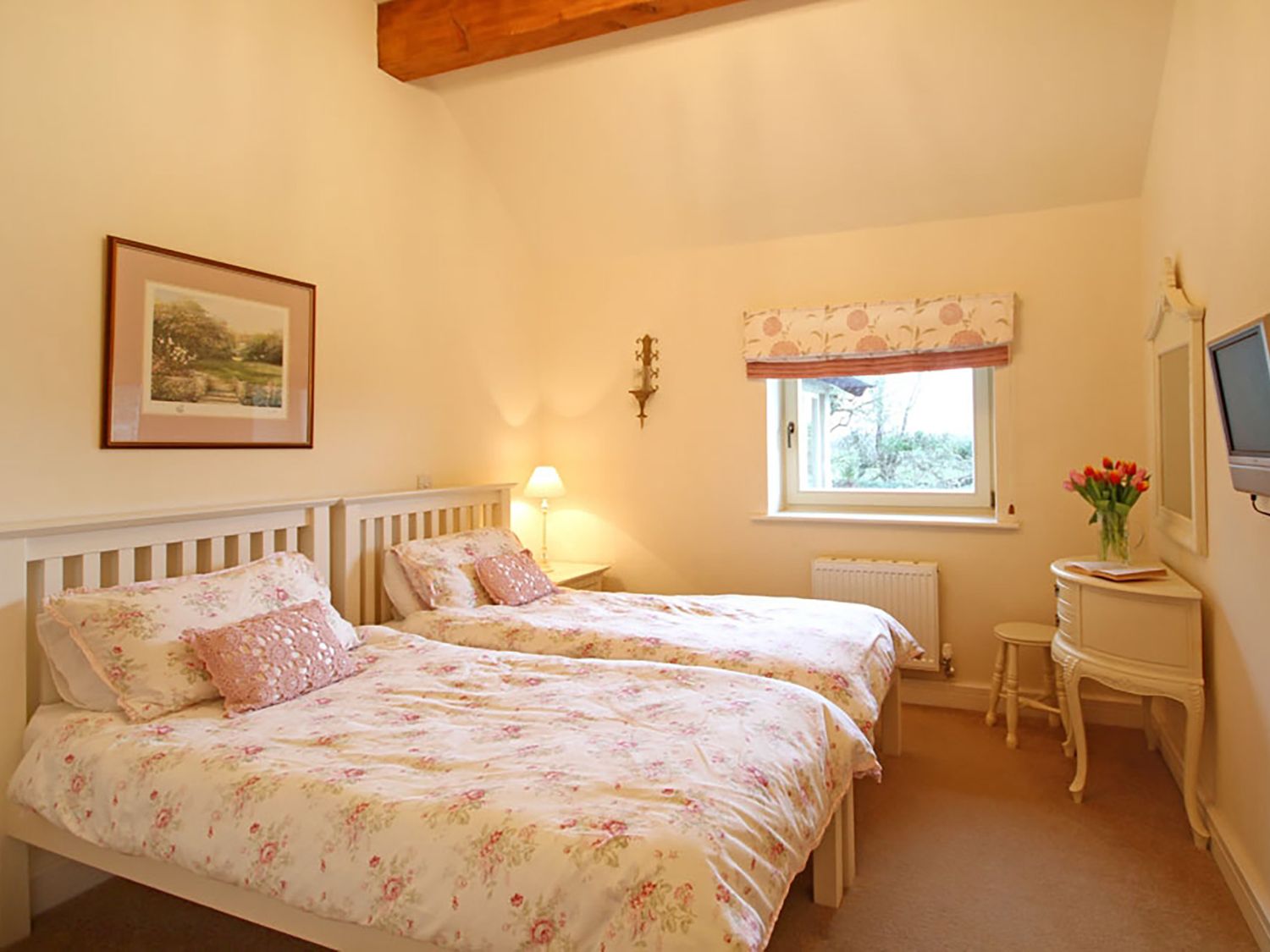 Cosy Barn, Llangaffo