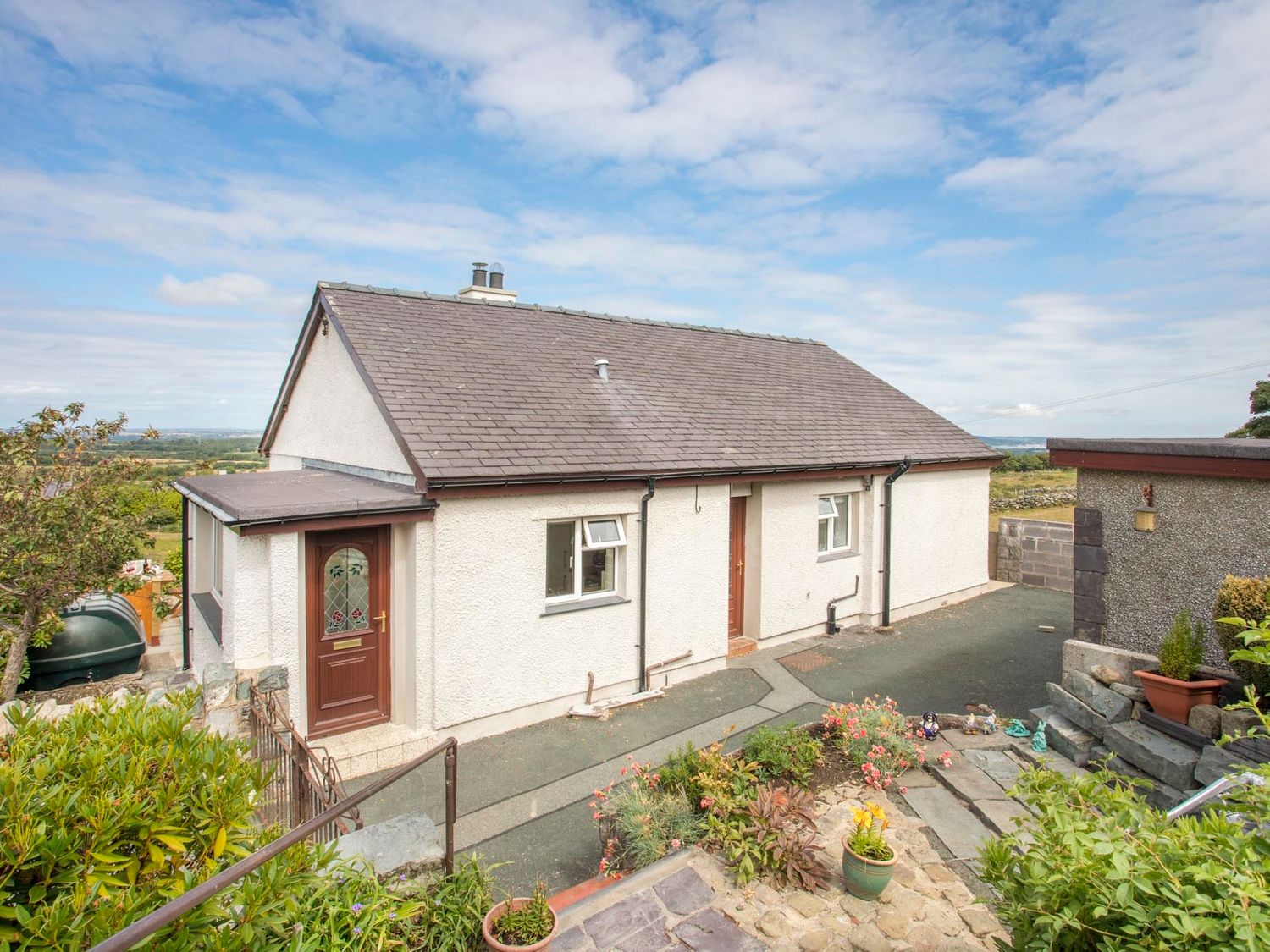 Frondeg, Rhiwlas