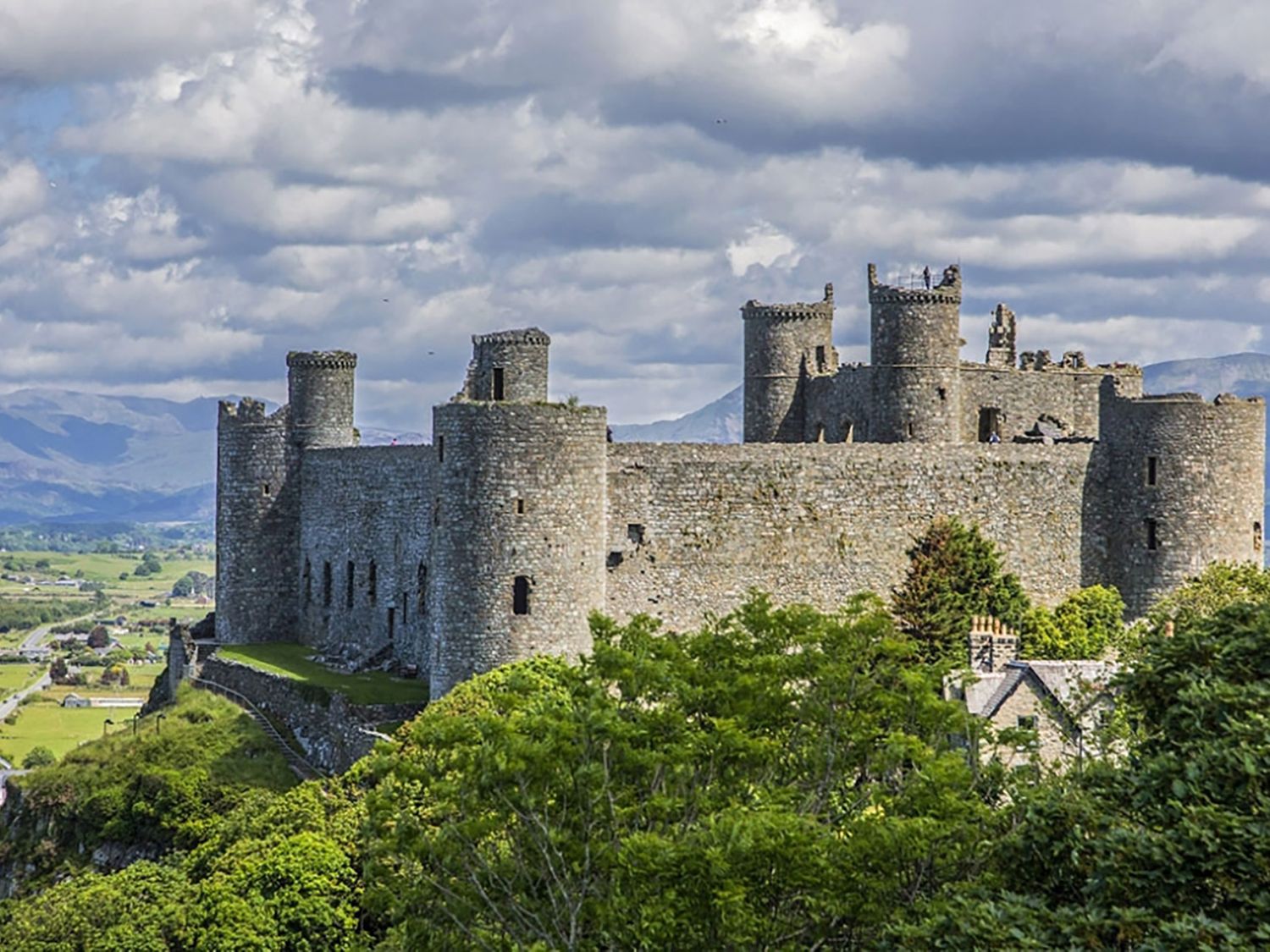 Harlech 1 - Branwen, Harlech