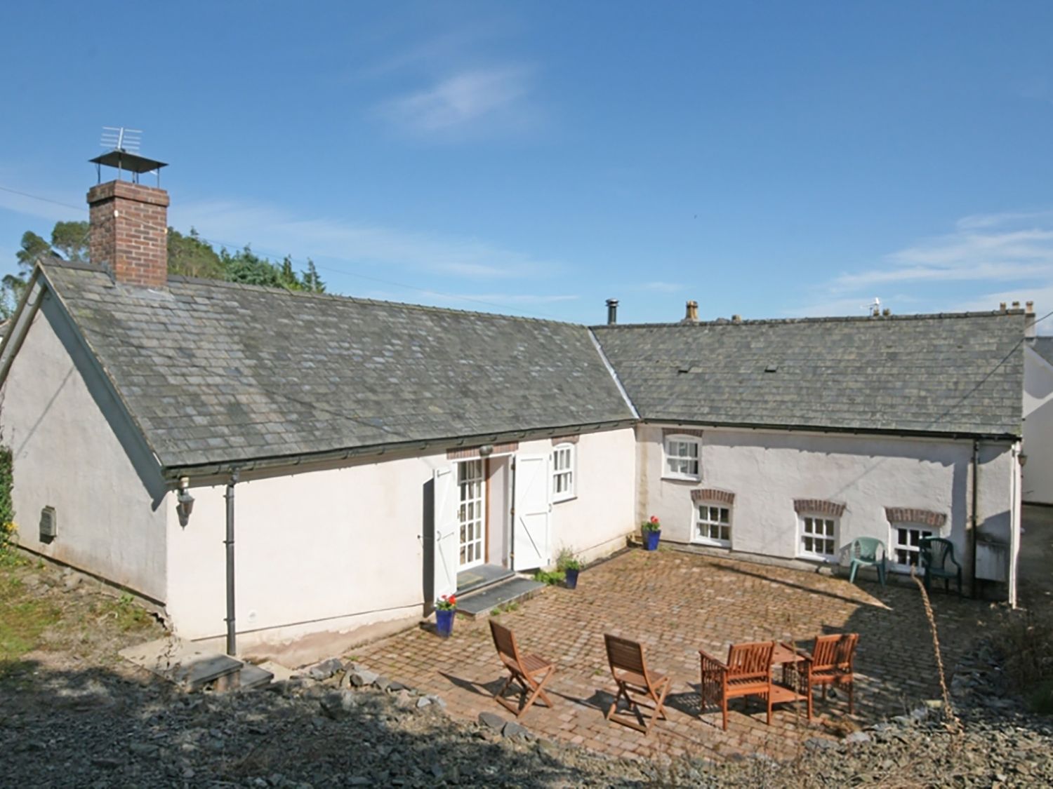 Llo Bach, Abergele