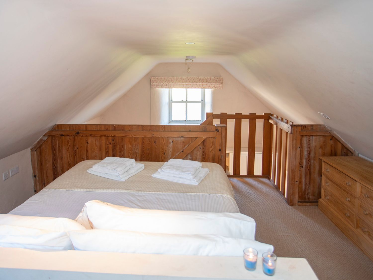 Plas Bach, Rhoscolyn