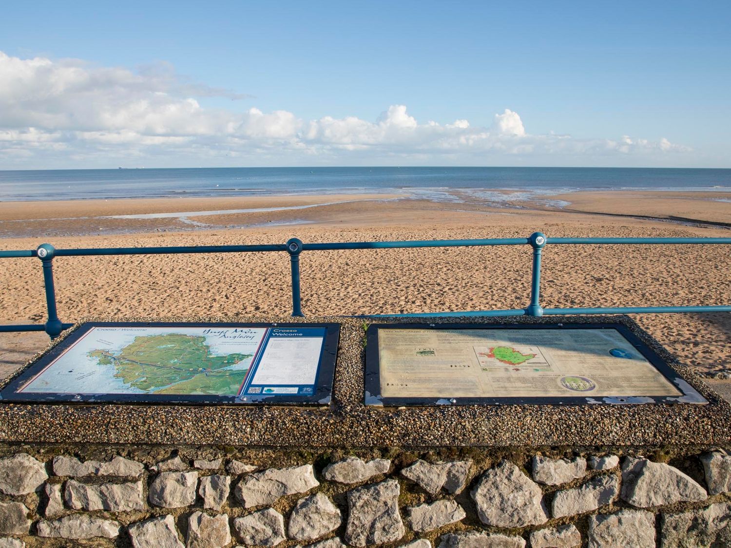 Sea Breeze, Benllech