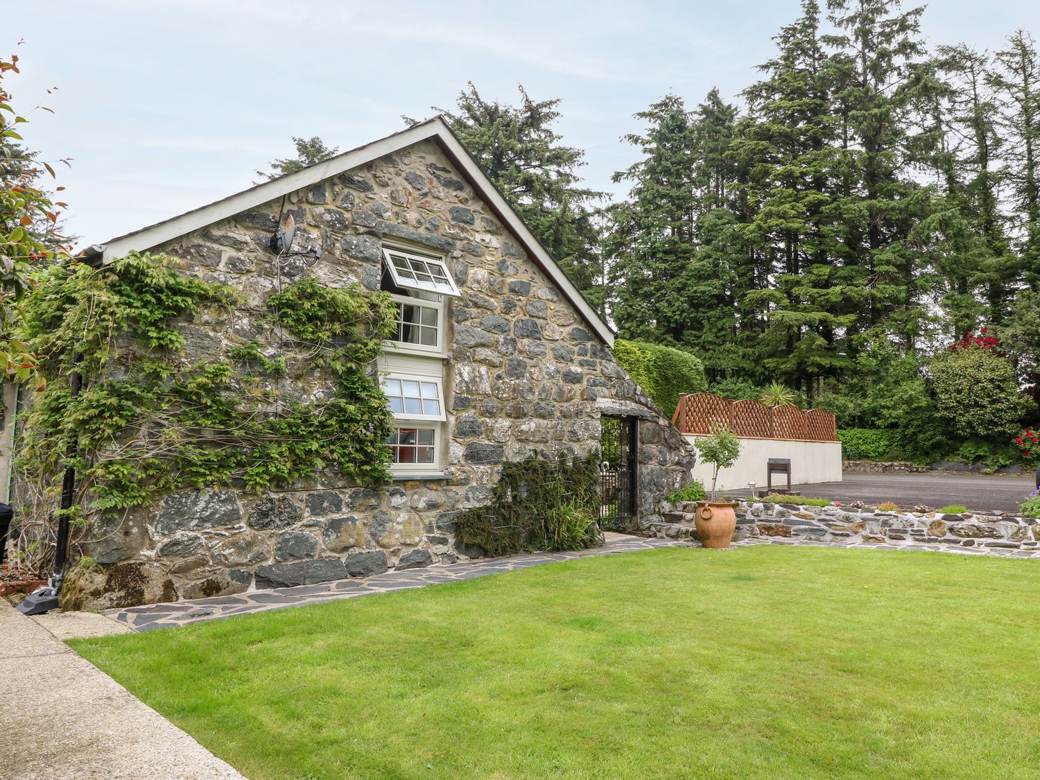 The Little Coach House, Garndolbenmaen