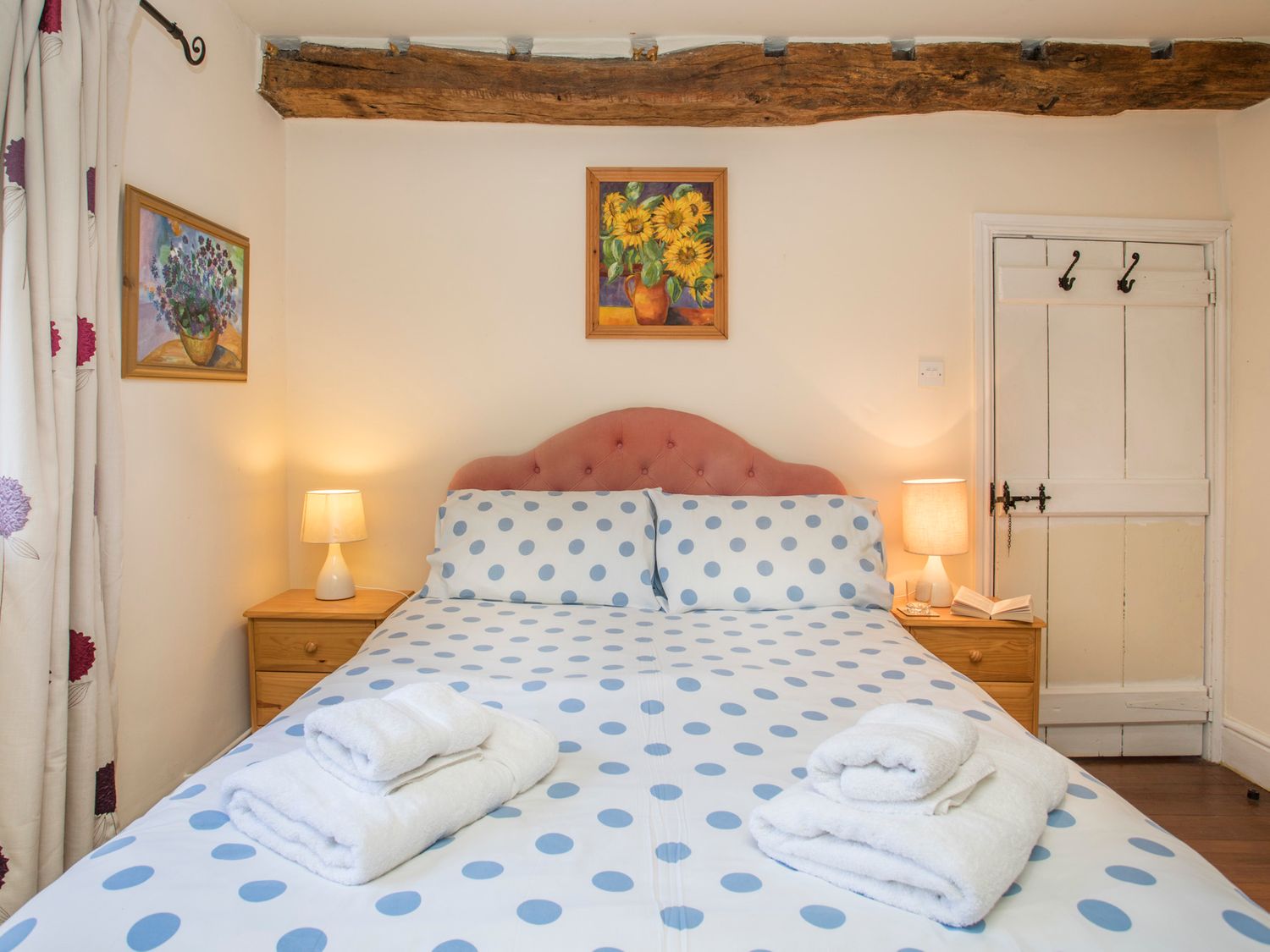 Vine Tree Barn, Pentre Berw