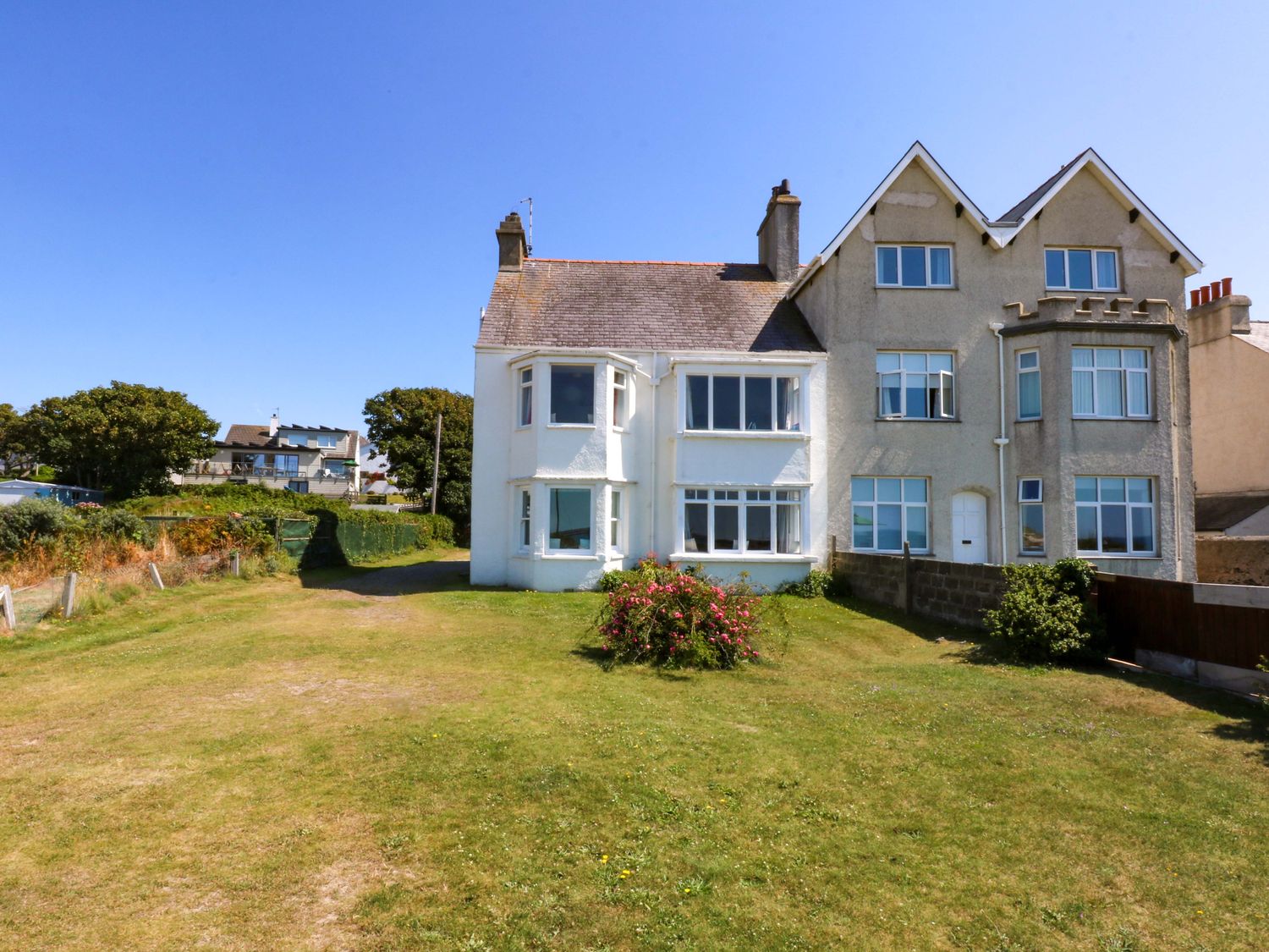 Windygates, Rhosneigr