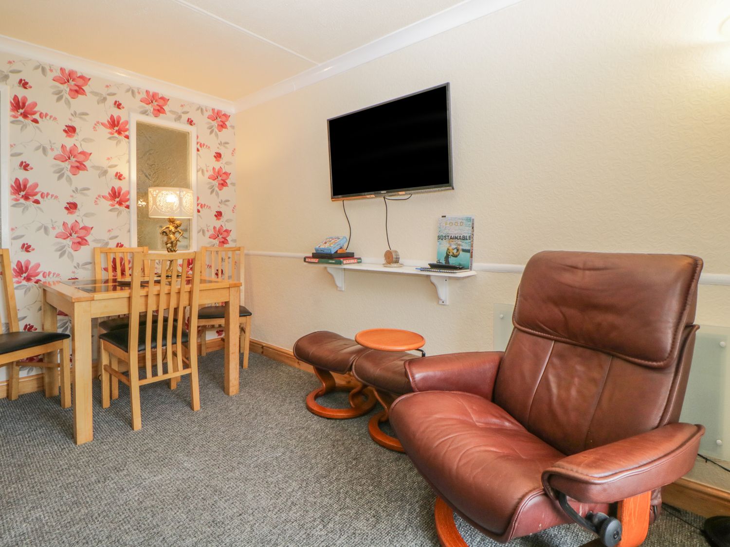 36 Devondale Court, Devon