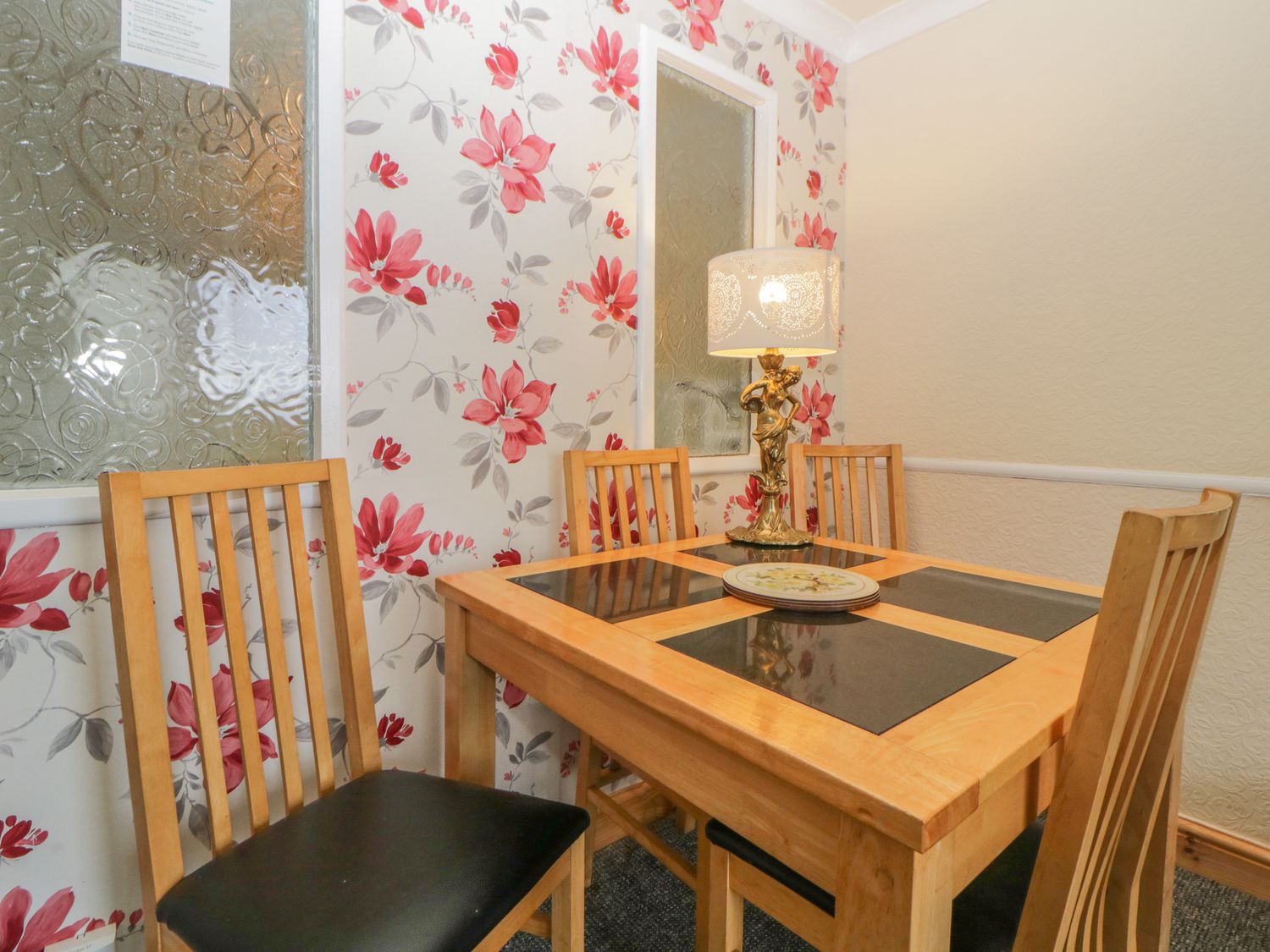 36 Devondale Court, Devon