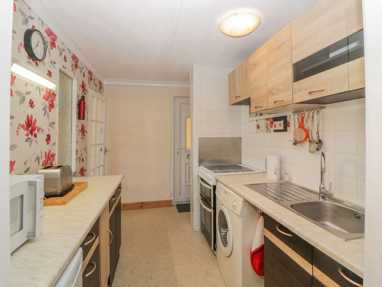 36 Devondale Court, Devon