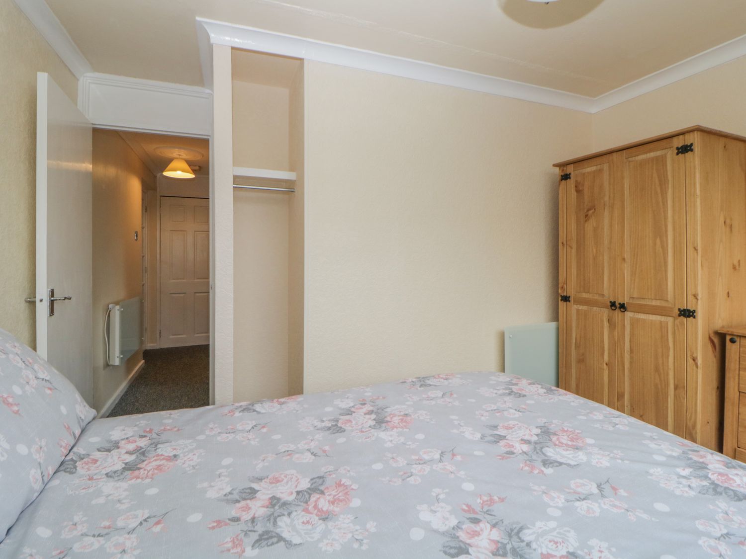 36 Devondale Court, Devon