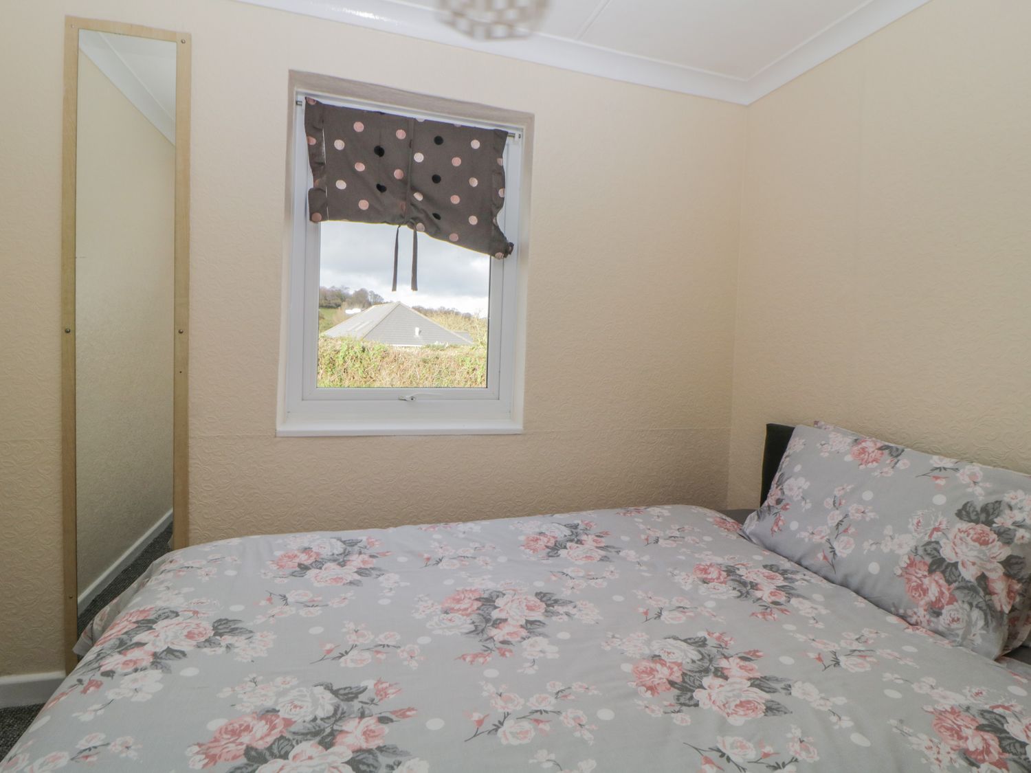 36 Devondale Court, Devon