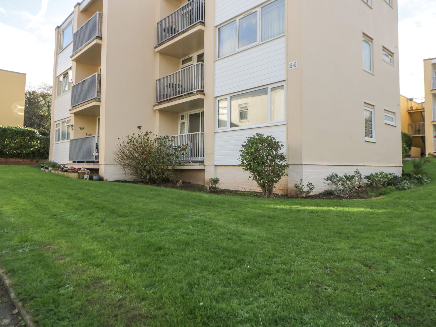 36 Devondale Court, Devon