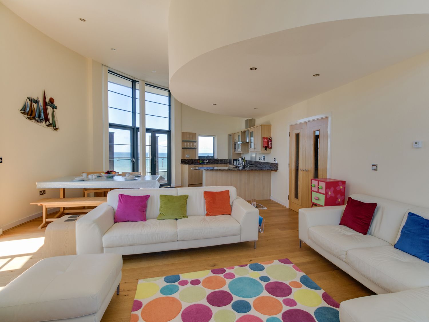 Westbay Penthouse, West Bay