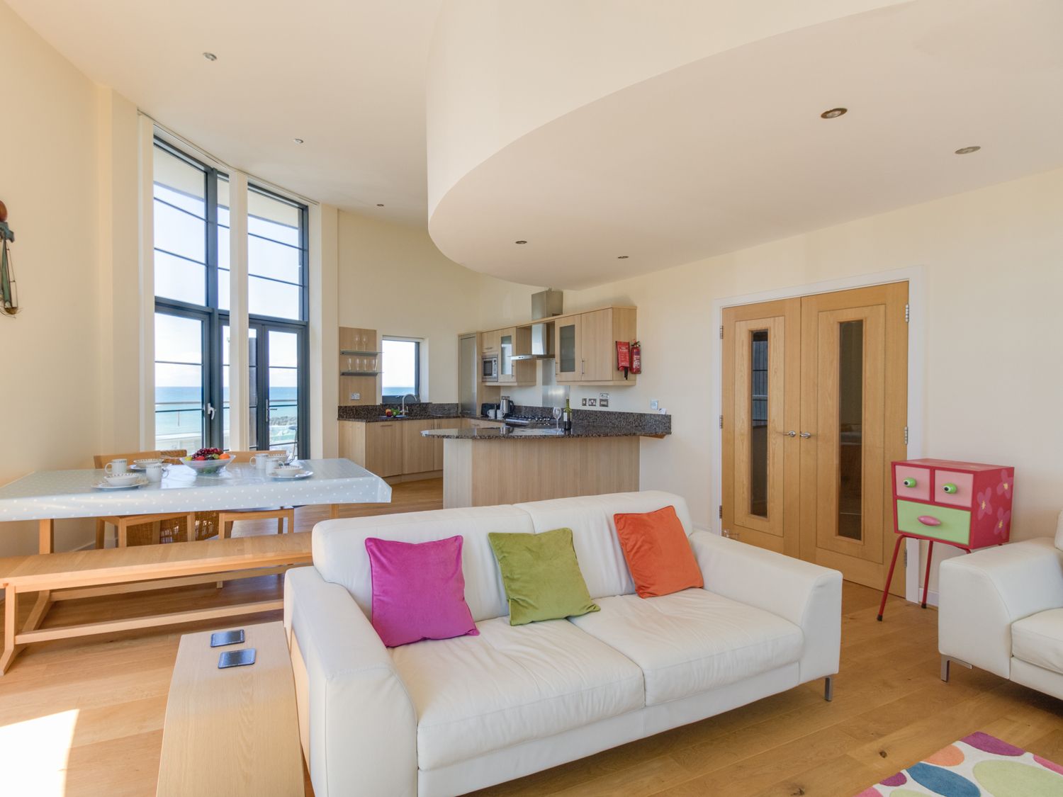 Westbay Penthouse, West Bay