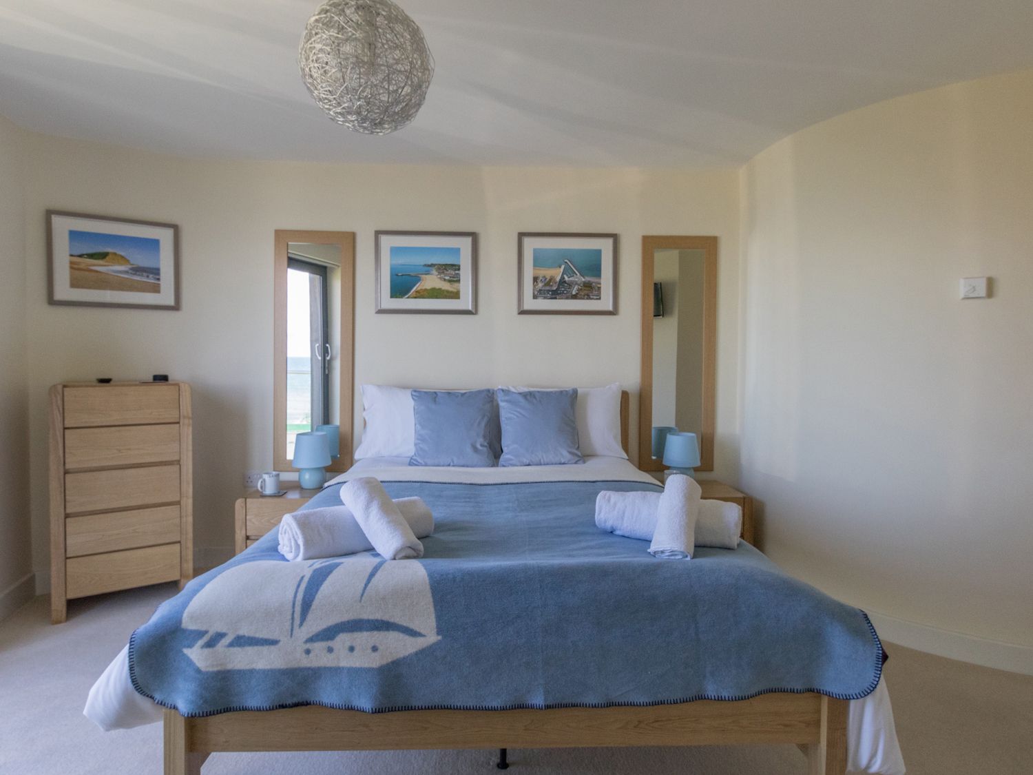 Westbay Penthouse, West Bay