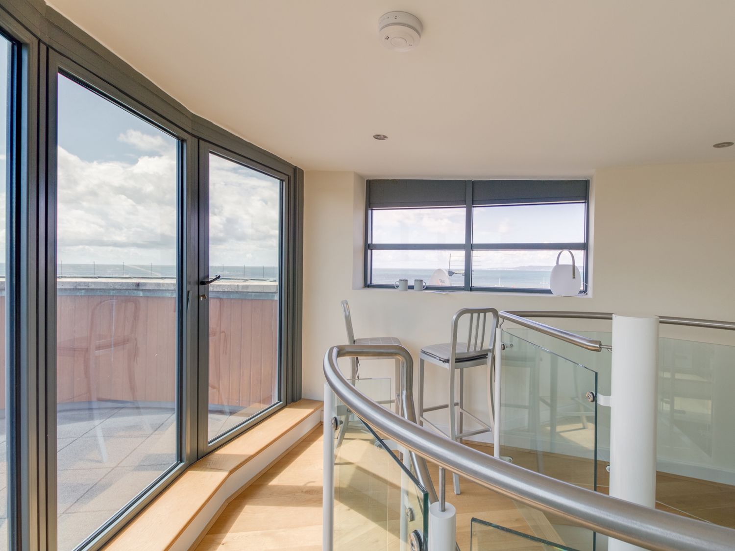 Westbay Penthouse, West Bay