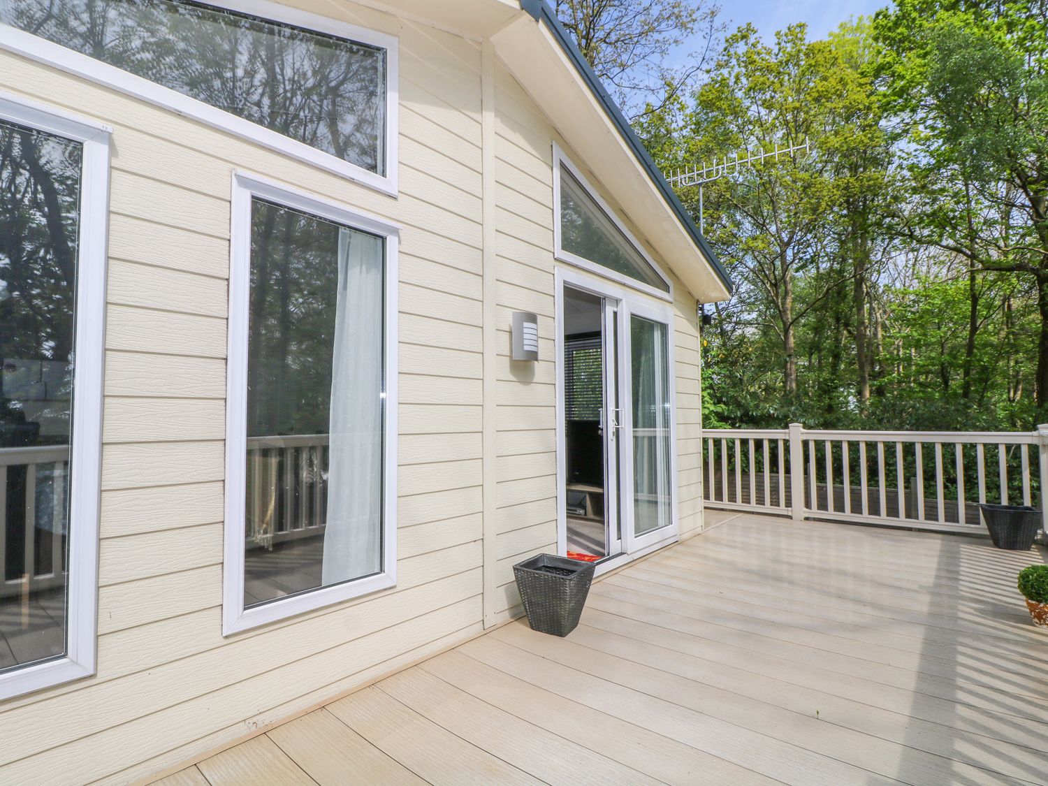 Hazel 6, Hastings East Sussex England Cottages For Couples, Find