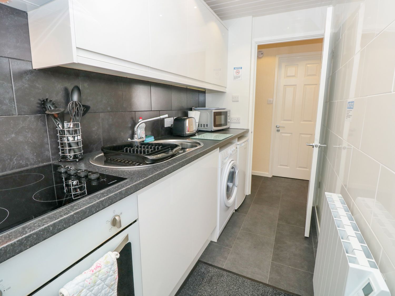 1 Dartside Court, Dartmouth