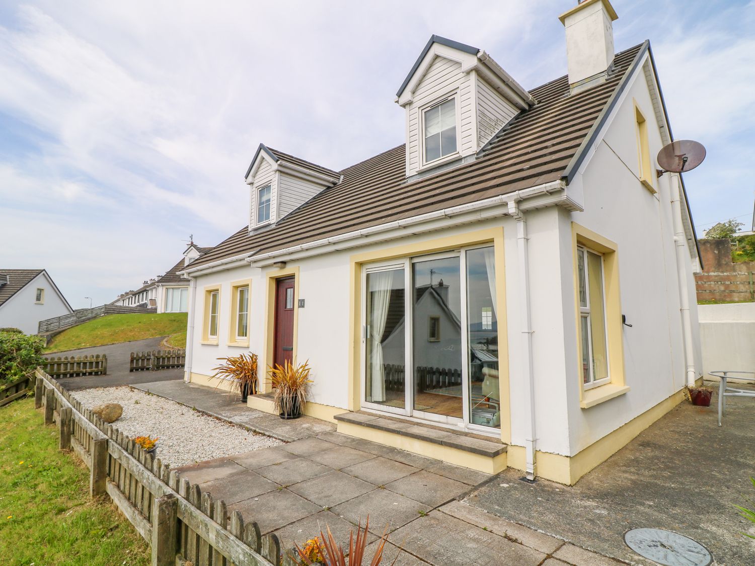 11 Ocean View - County Donegal - 1011066 - photo 1