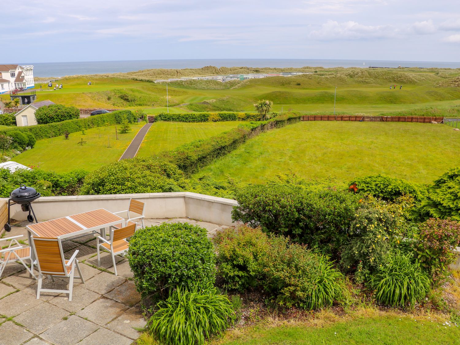 Seacoast Cottage, Castlerock