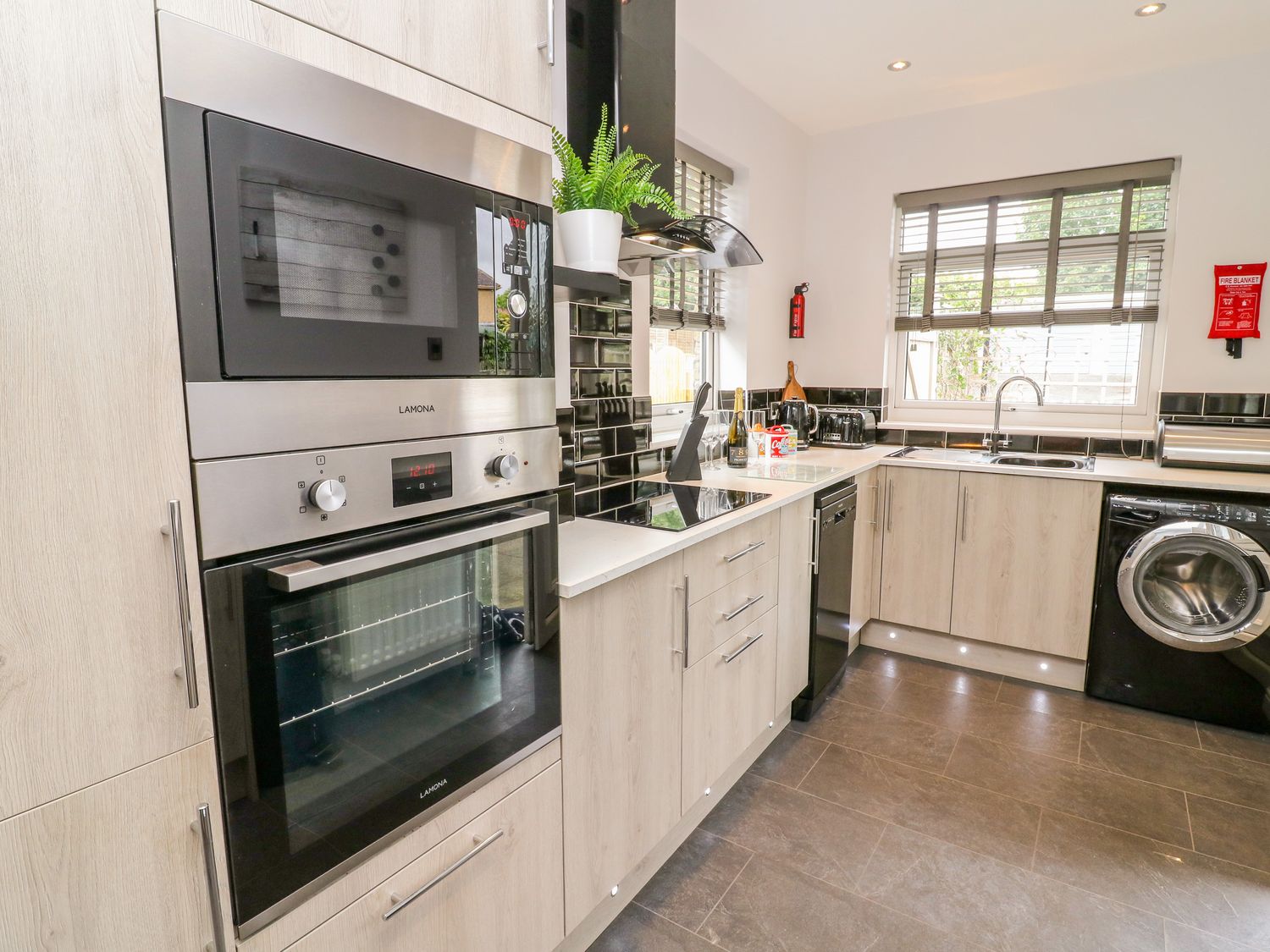 2 Ings Avenue Settle ( Ref 1012462 ) Rent Settle Holiday Cottage sleeps 5