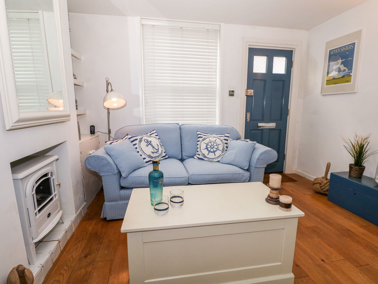 25 Captains Row, Lymington