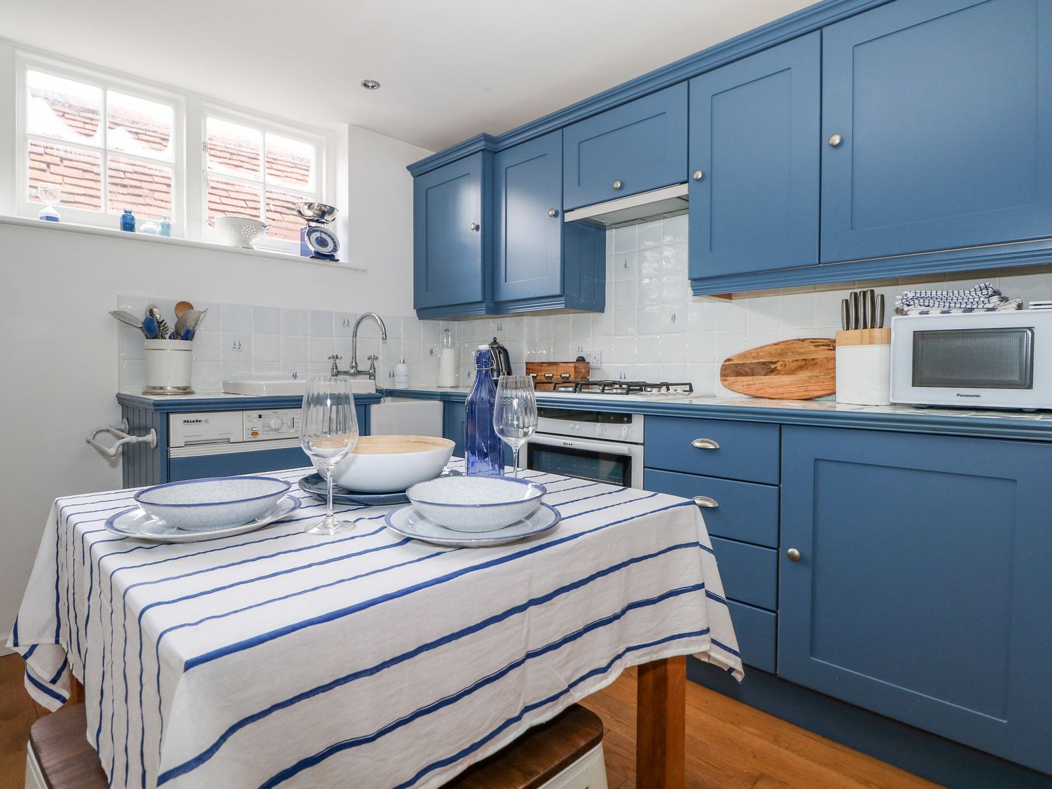 25 Captains Row, Lymington