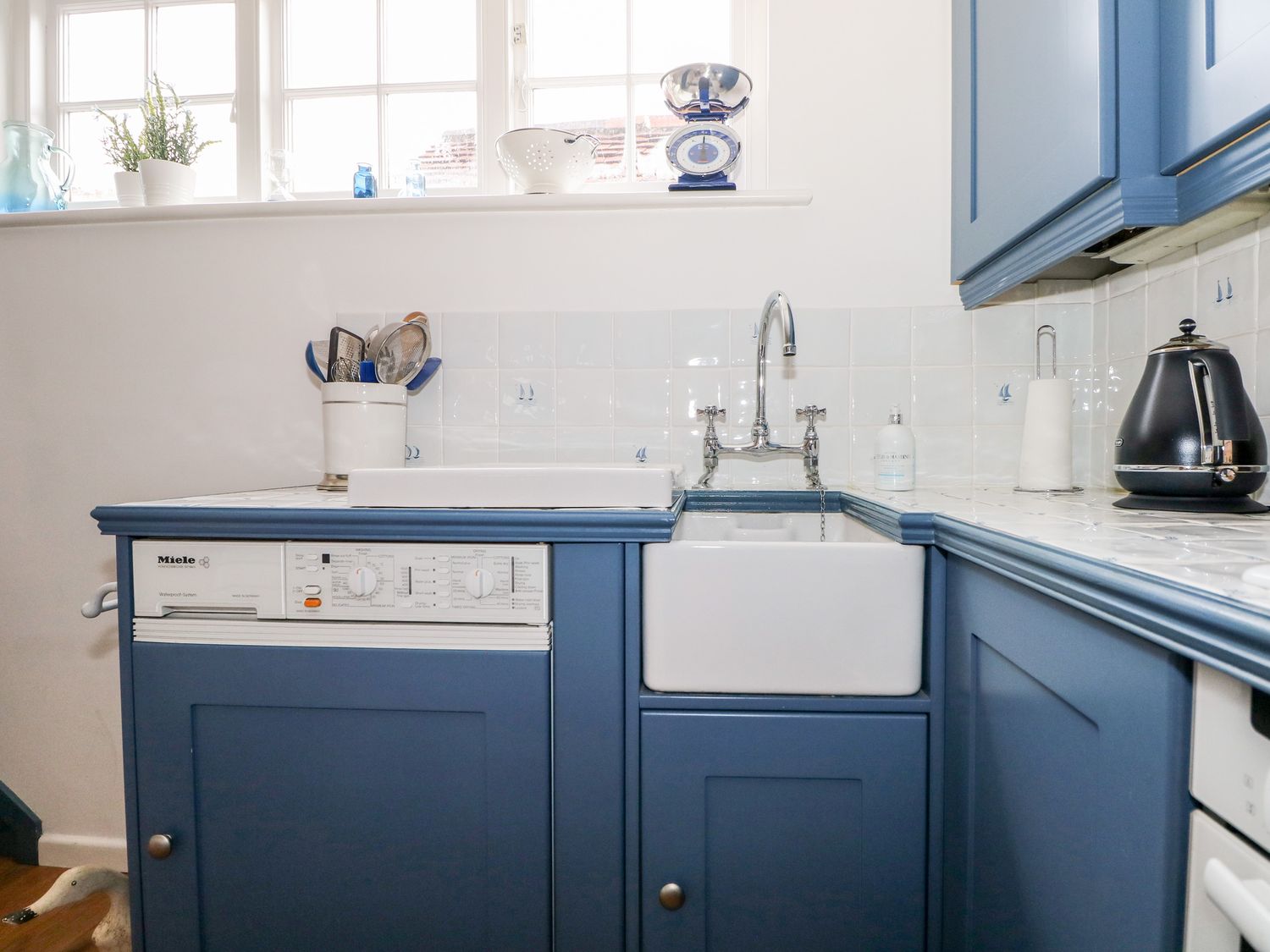 25 Captains Row, Lymington