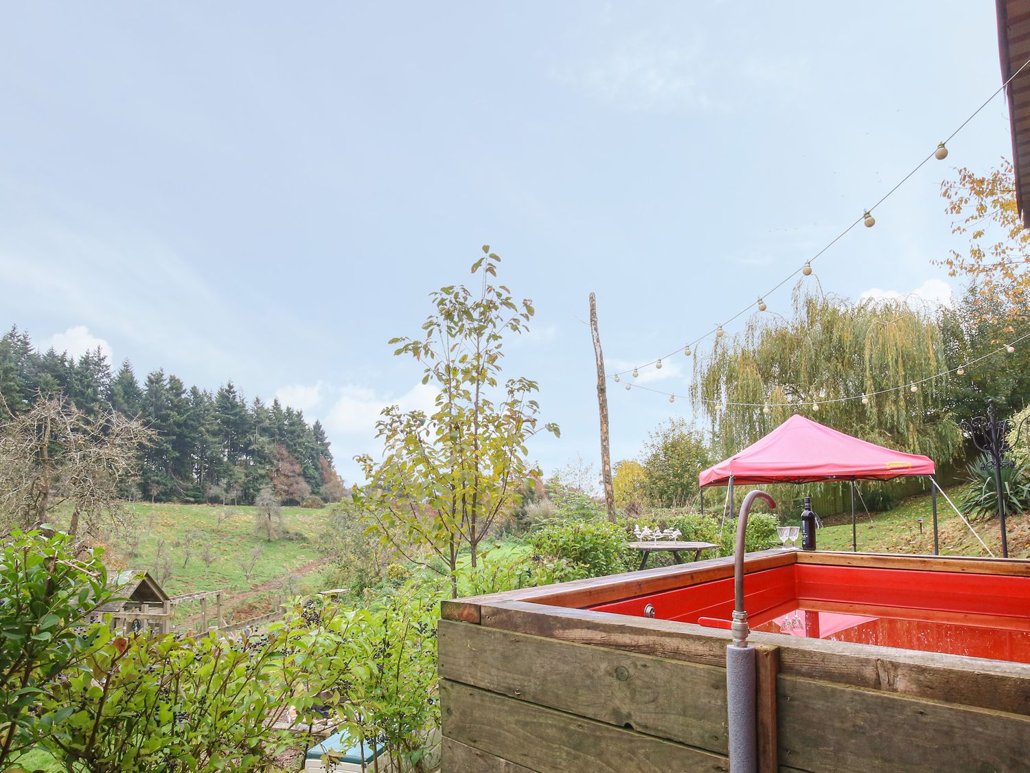 The Red Bus - Winter retreat, Newnham-On-Severn