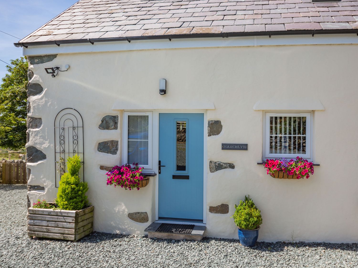 Ffynnon Bach, Deiniolen