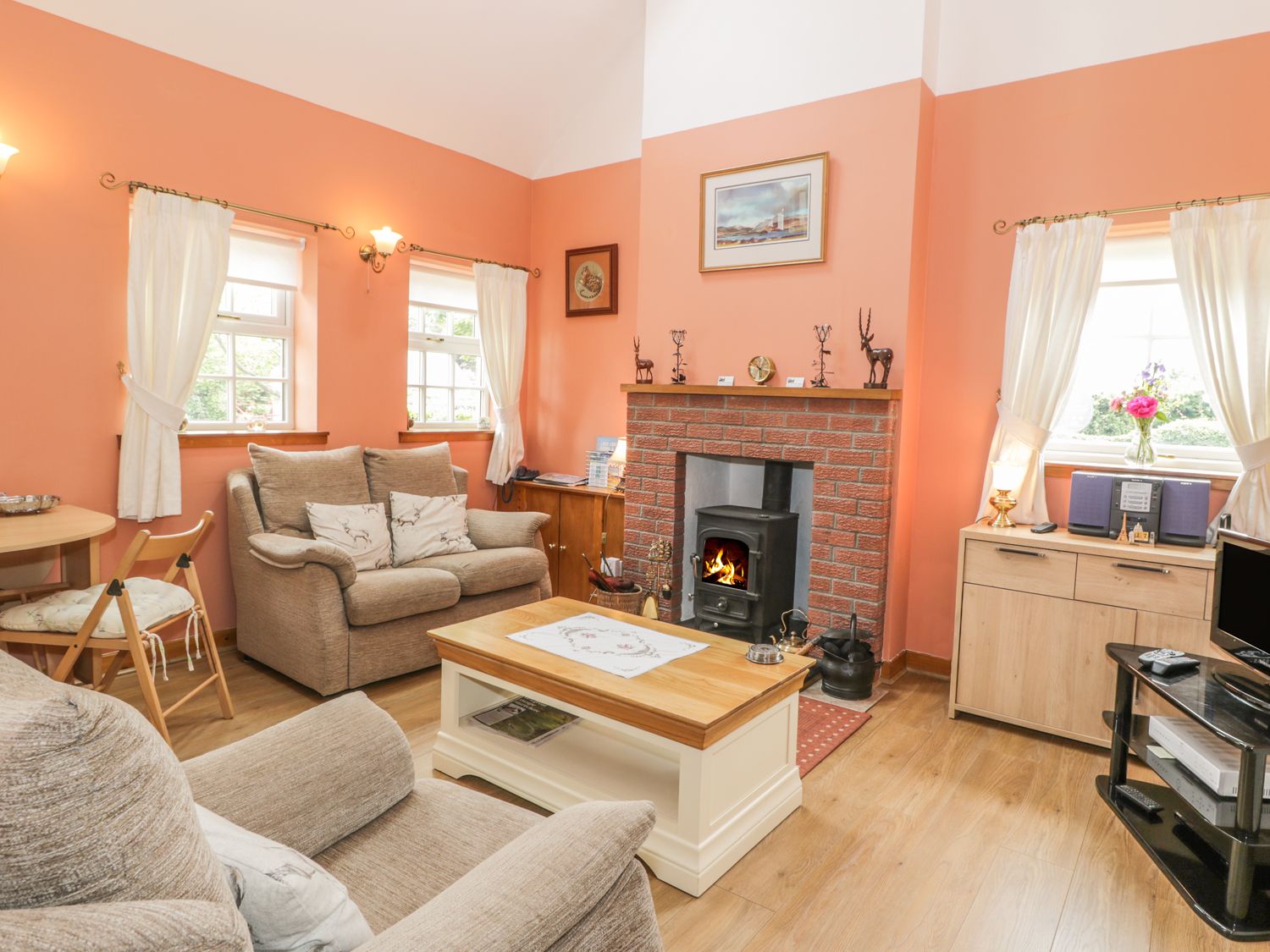 Property photo 4 of 14