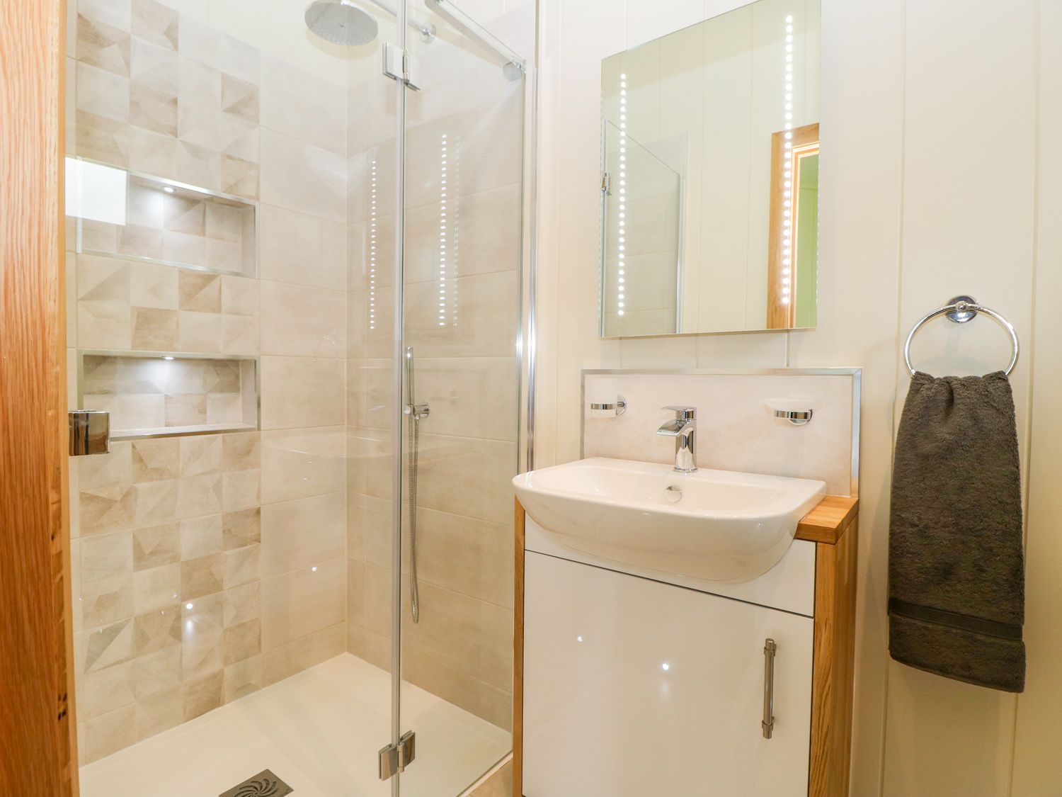 Robin Lodge, Gargrave