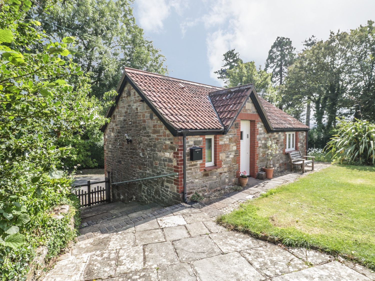 The Cottage at Woodmead, Chew Magna Bath and North East Somerset
