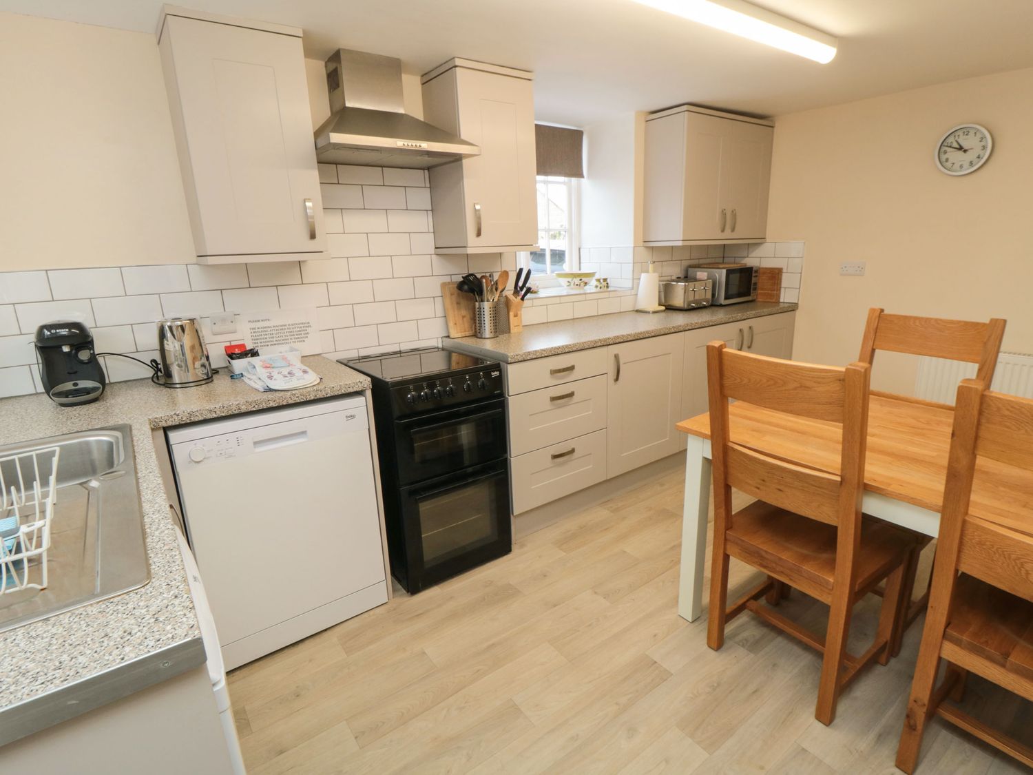 PINE COTTAGE, Snainton 